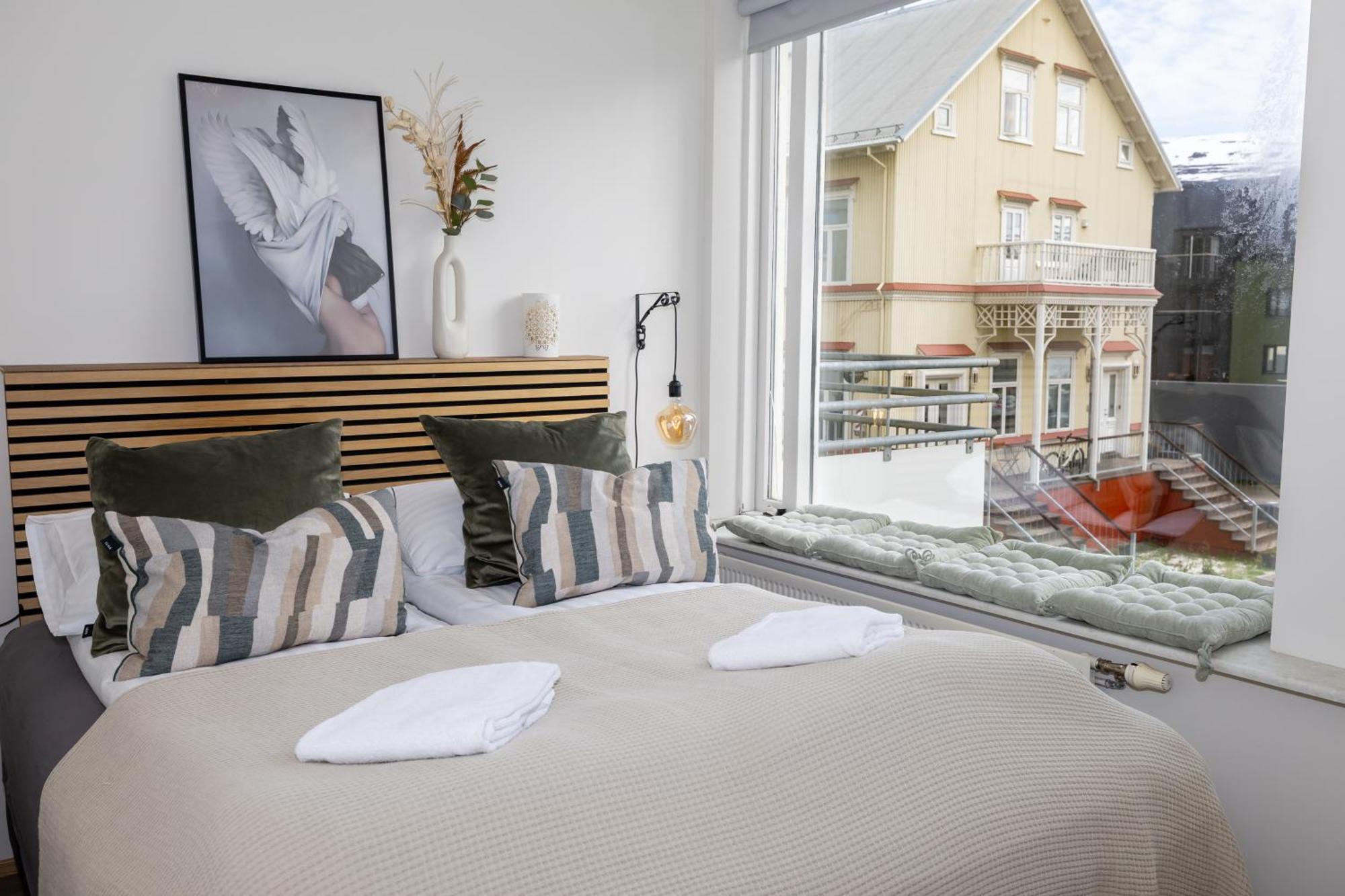 Charming Deluxe Apartment آكيورِيْري الغرفة الصورة