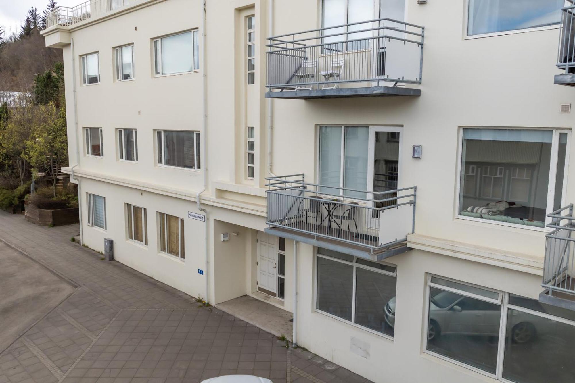 Charming Deluxe Apartment آكيورِيْري الغرفة الصورة